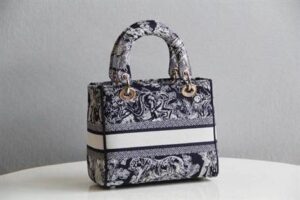 Medium Lady D-Lite Bag Blue Toile de Jouy Reverse Embroidery - DHB33
