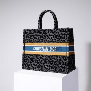 Dior Book Tote Bag - DTB04