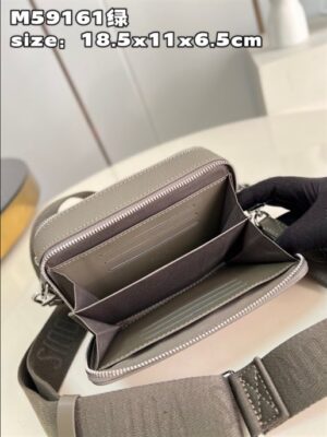 Louis Vuitton Alpha Wearable Wallet - LMB356