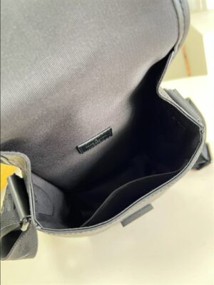 Louis Vuitton Archy Messenger PM bag - LMB352