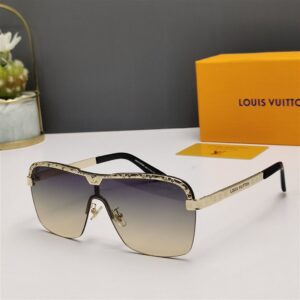 Louis Vuitton Sunglasses - LG016