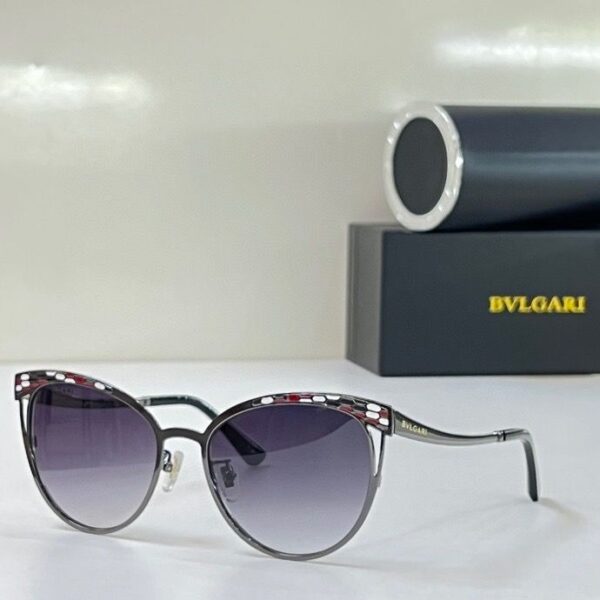 Prada Sunglasses - PG46