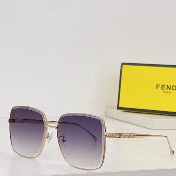Fendi Sunglasses - FG012