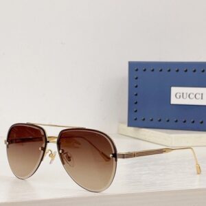 Gucci Sunglasses - GG044