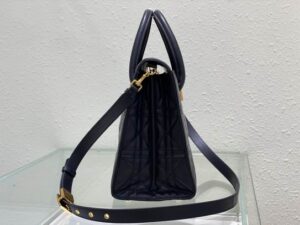 Dior 30 Montaigne Bags - DHB57