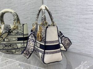 Dior Medium Lady D-Lite Bags - DHB62