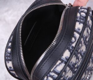 Dior Oblique Jacquard Messenger Bag - DMB20