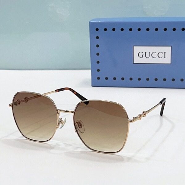 Gucci Sunglasses - GG001