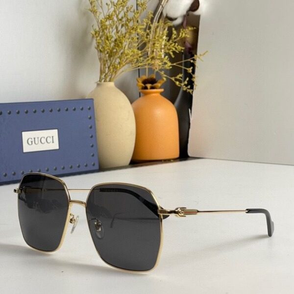 Gucci Sunglasses - GG011