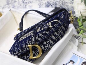 Saddle Bag Blue Dior Oblique Embroidery - DHB88