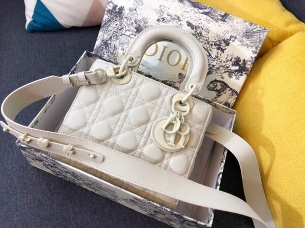 Small Lady Dior Handbag - DHB75