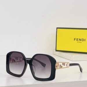 Fendi Sunglasses - FG023