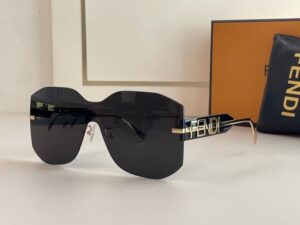 Fendi Sunglasses - FG041