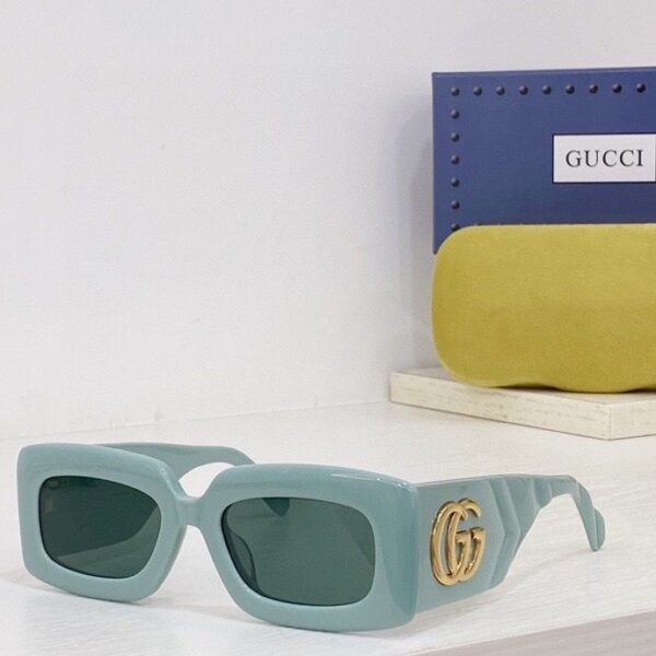 Gucci Sunglasses - GG021