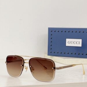 Gucci Sunglasses - GG035