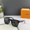 Louis Vuitton Sunglasses - LG043