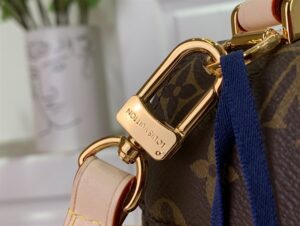 Louis Vuitton Tilsitt Bag - LHB713