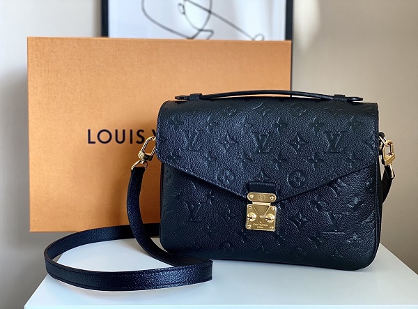 Best Louis Vuitton Crossbody Bags for Everyday Wear