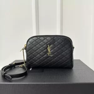 Gaby Zipped Pouch In Lambskin - YPS196